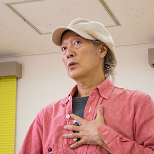 ボイストレーナー秋山信雄